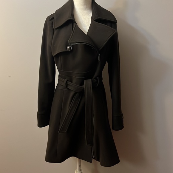 Catherine Malandrino Jackets & Blazers - Catherine Malandrino Wool Blend Belted Coat in Olive
